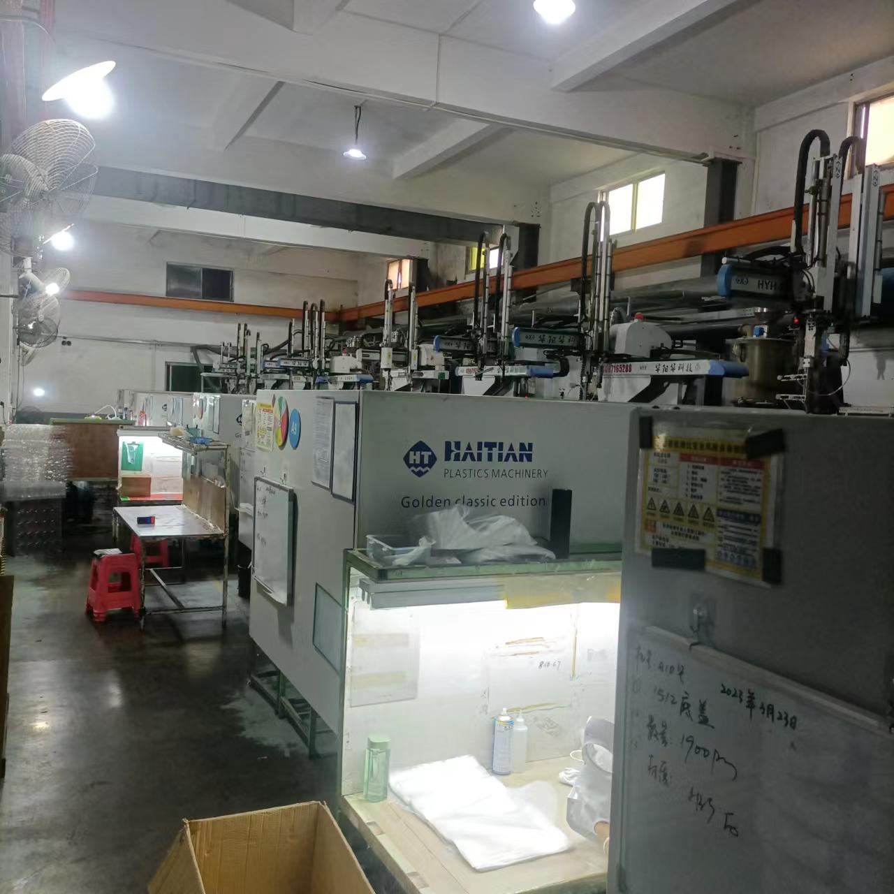 Injection molding equipment